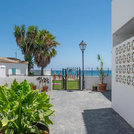 Chic 3br Townhouse On The With Pool And Garage Appartement *
