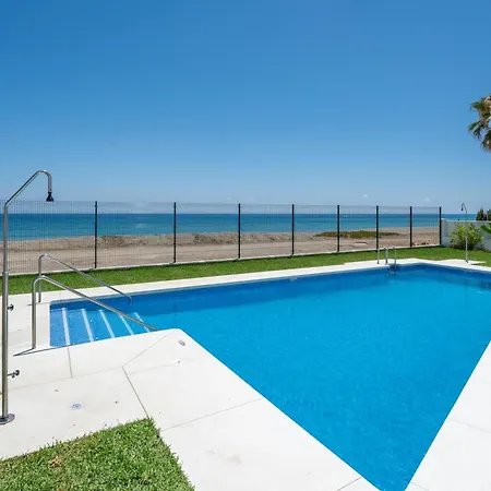 شقة Chic 3br Townhouse On The With Pool And Garage *